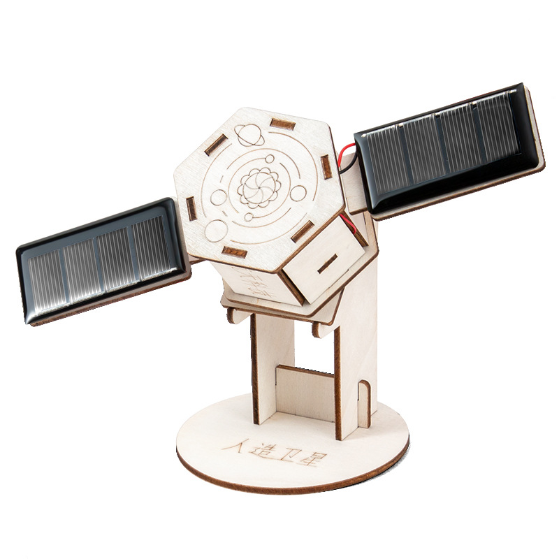 Science Project - Bricolage Satellite solaire assemblage artificiel enfant